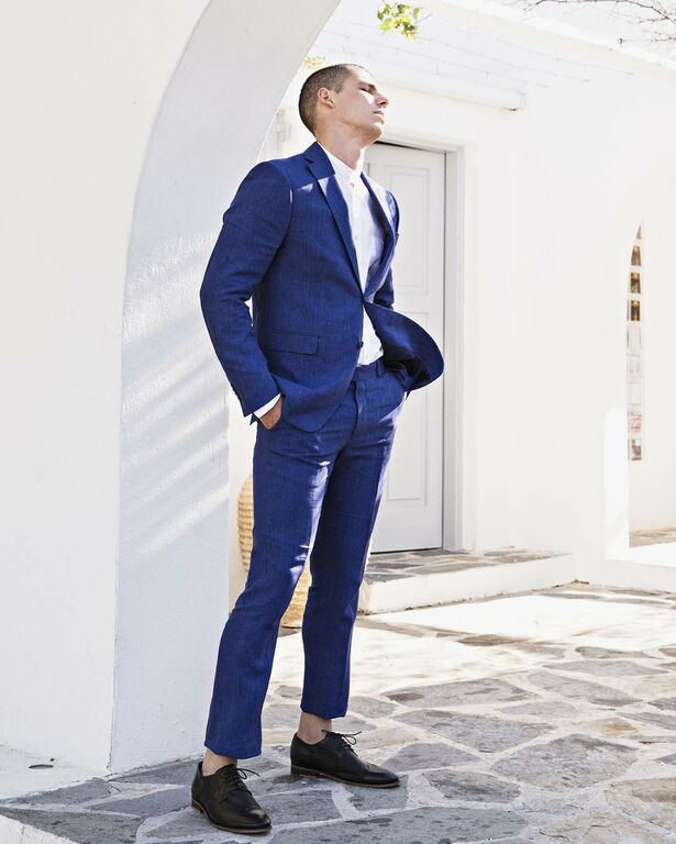 Βασίλης Μίχας: Μάθετε τα πάντα για τον κούκλο πρωταγωνιστή της «Επιστροφής» (Σπάνιες φωτό & vid)