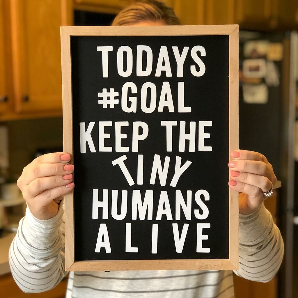 Απελπισμένες μαμάδες στέλνουν ξεκαρδιστικά μηνύματα μέσω Instagram! (pics)