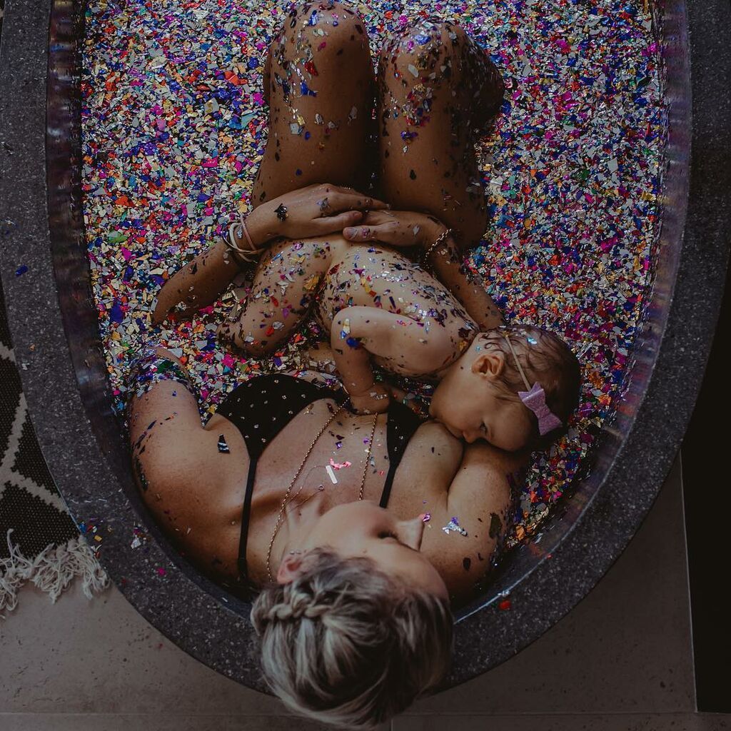 Τρυφερές φωτογραφίες μητρότητας που θα σας συγκινήσουν (pics) 