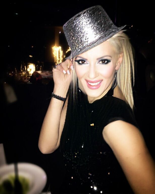 Εύη Φραγκάκη: Η πρώτη τηλεοπτική συνάντηση με την Ελένη και άγνωστες πτυχές της ζωής της (pics &vid)