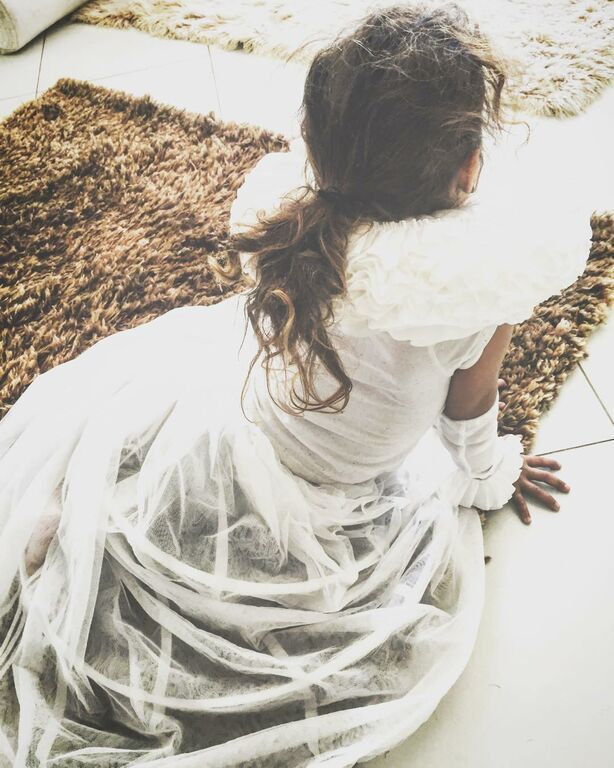 Κορινθίου-Αϊβάζης: 15+1 φωτογραφίες της κόρης τους & ο λόγος που έδειξαν το πρόσωπό της (pics&vid)