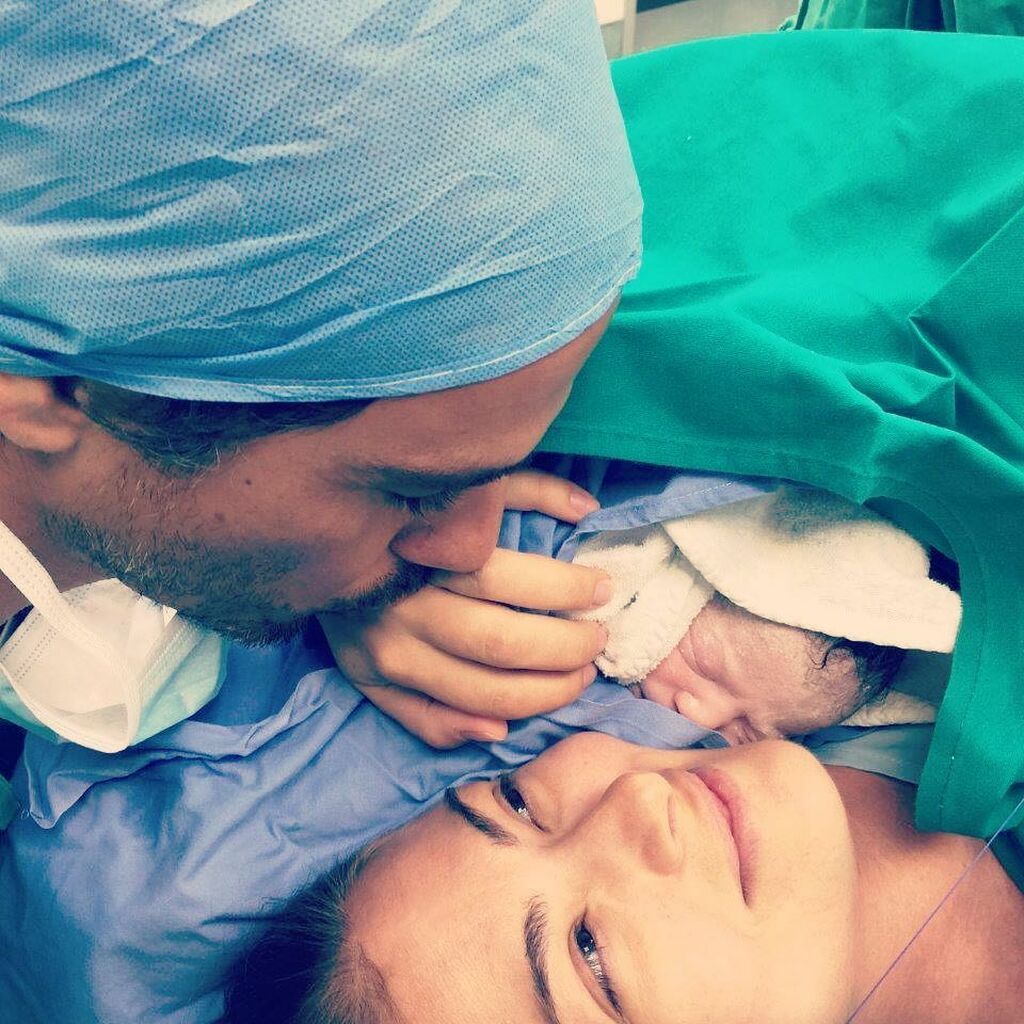 Δέσποινα Καμπούρη: Η ζωή της με την 2η κόρη της Χριστίνα μέσα από φωτογραφίες (pics)