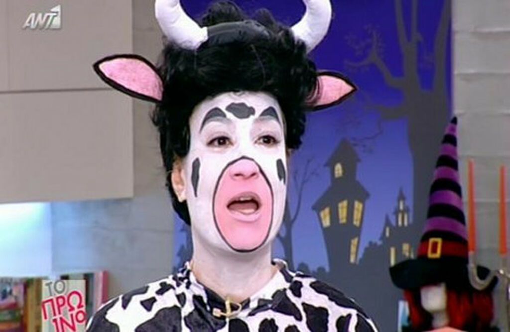 Φαίη Σκορδά: Οι απίστευτες αποκριάτικες μεταμφιέσεις της τα τελευταία χρόνια (pics+vid)