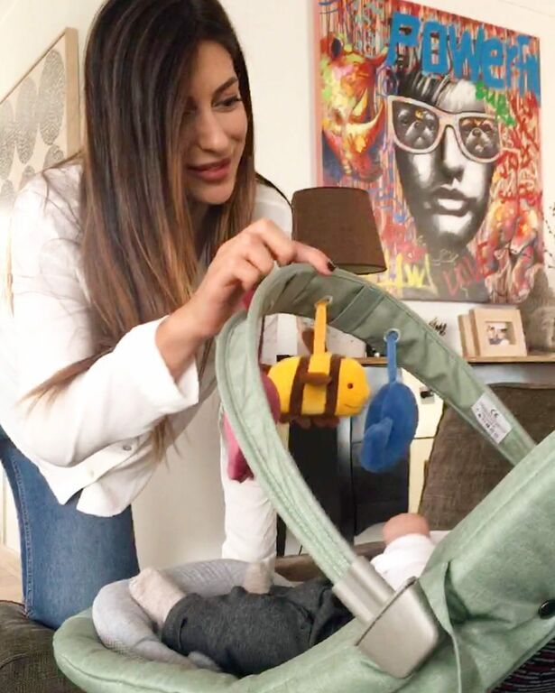 Φλορίντα Πετρουτσέλι: 7 πραγματικά τρυφερές φωτογραφίες με την κόρη της (pics)