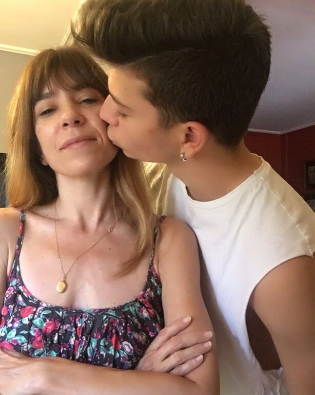 Μυρτώ Αλικάκη: Αυτός είναι ο 17χρονος κούκλος γιος της (pics)