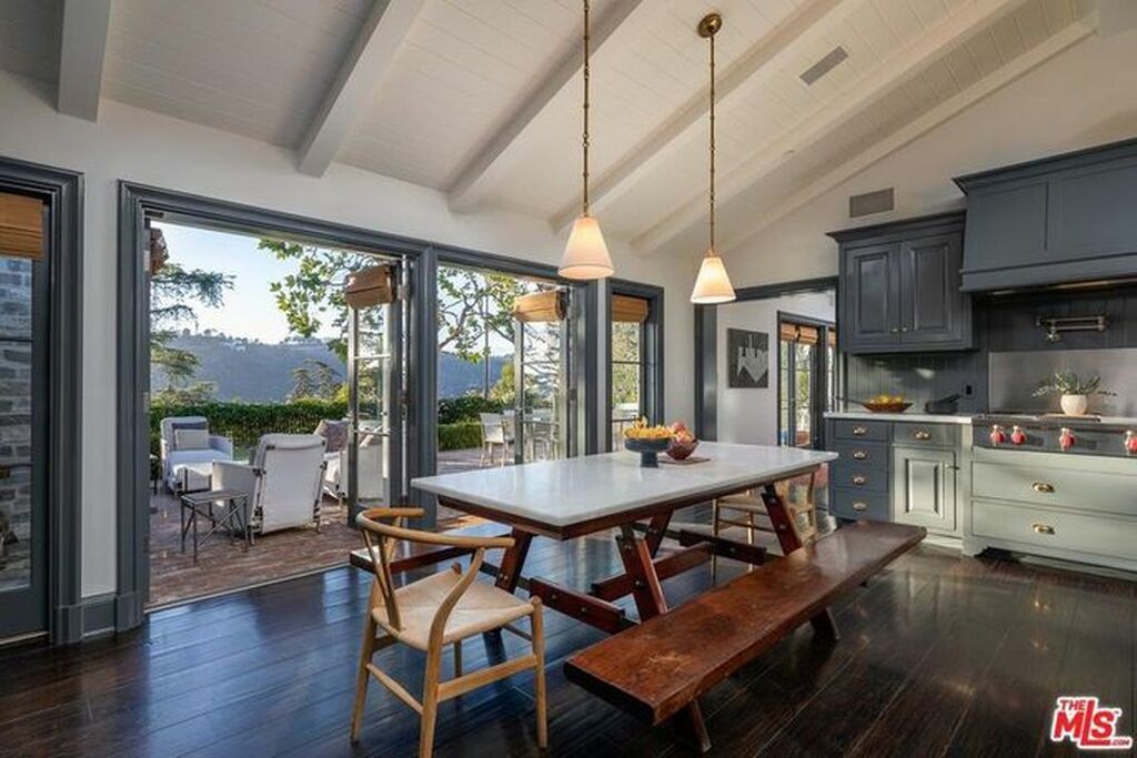 Η μοναδική έπαυλη της Jodie Foster στo Beverly Hills! Δείτε φωτογραφίες (pics)