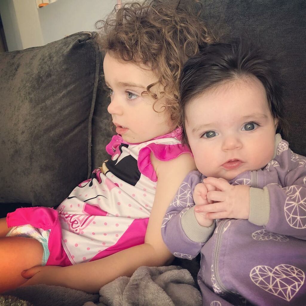 Η αδελφή μου και εγώ: Μια μοναδική σχέση μέσα από ξεχωριστές φωτογραφίες (pics)