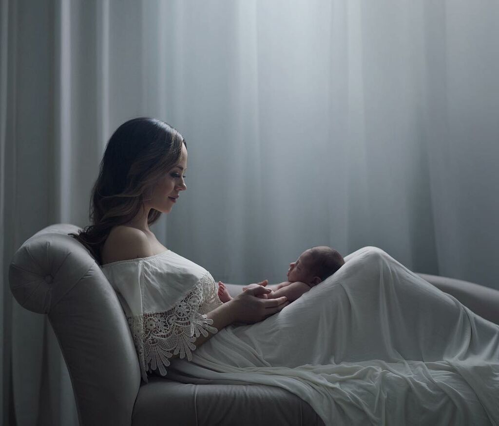 Οι πιο ονειρεμένες φωτογραφίες μητρότητας που έχετε δει (pics)