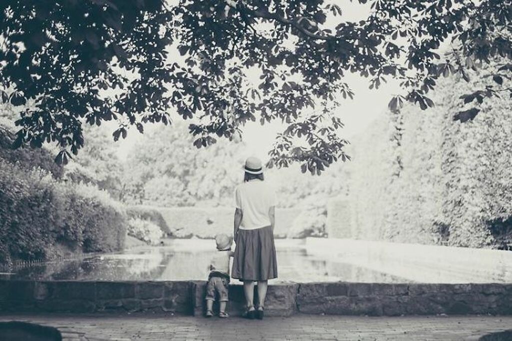 Ένας μπαμπάς μας δείχνει την ομορφιά της μητρότητας