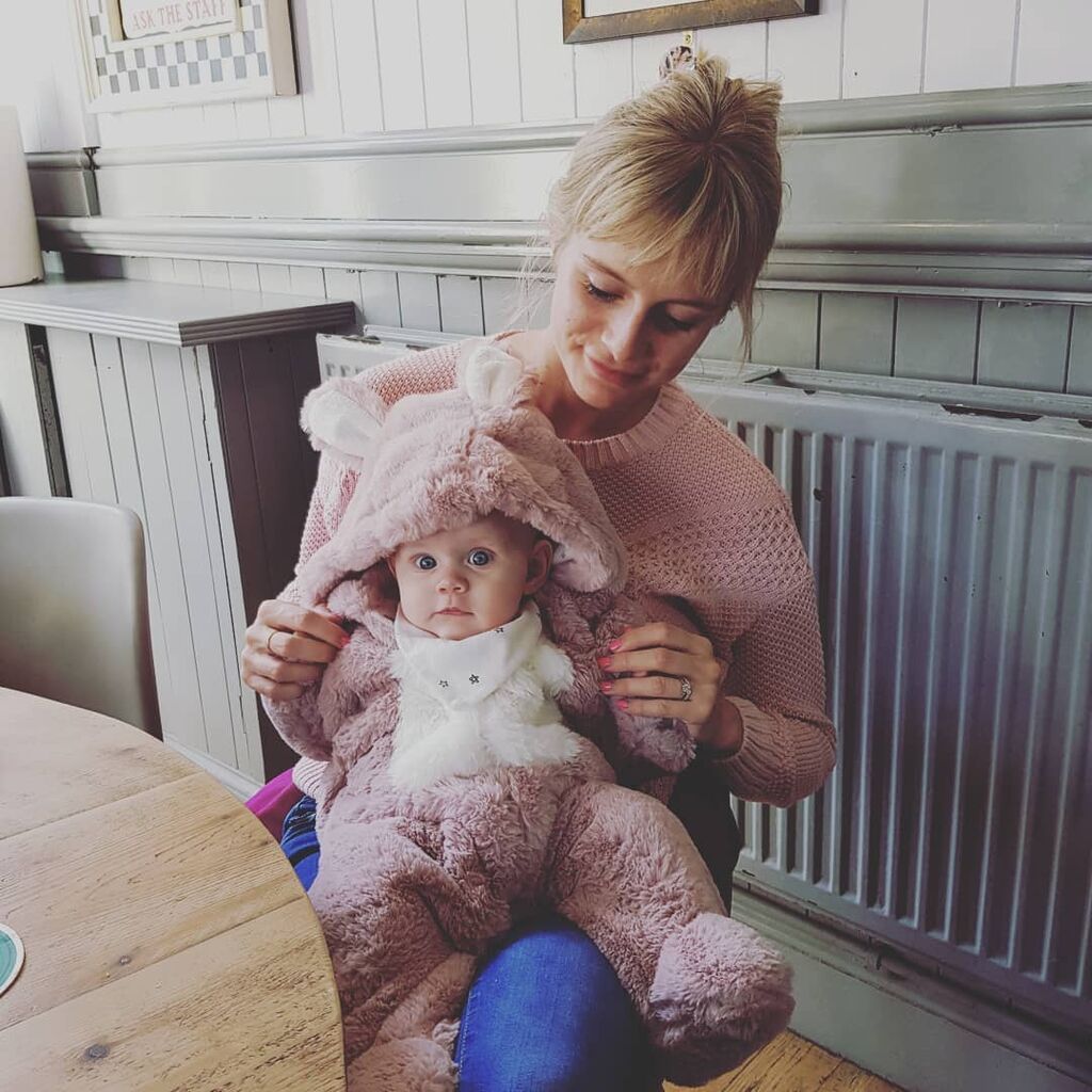 Οι πρώτοι μήνες της μητρότητας είναι η πιο όμορφη περίοδος (pics)