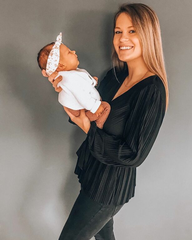 Οι πρώτοι μήνες της μητρότητας είναι η πιο όμορφη περίοδος (pics)