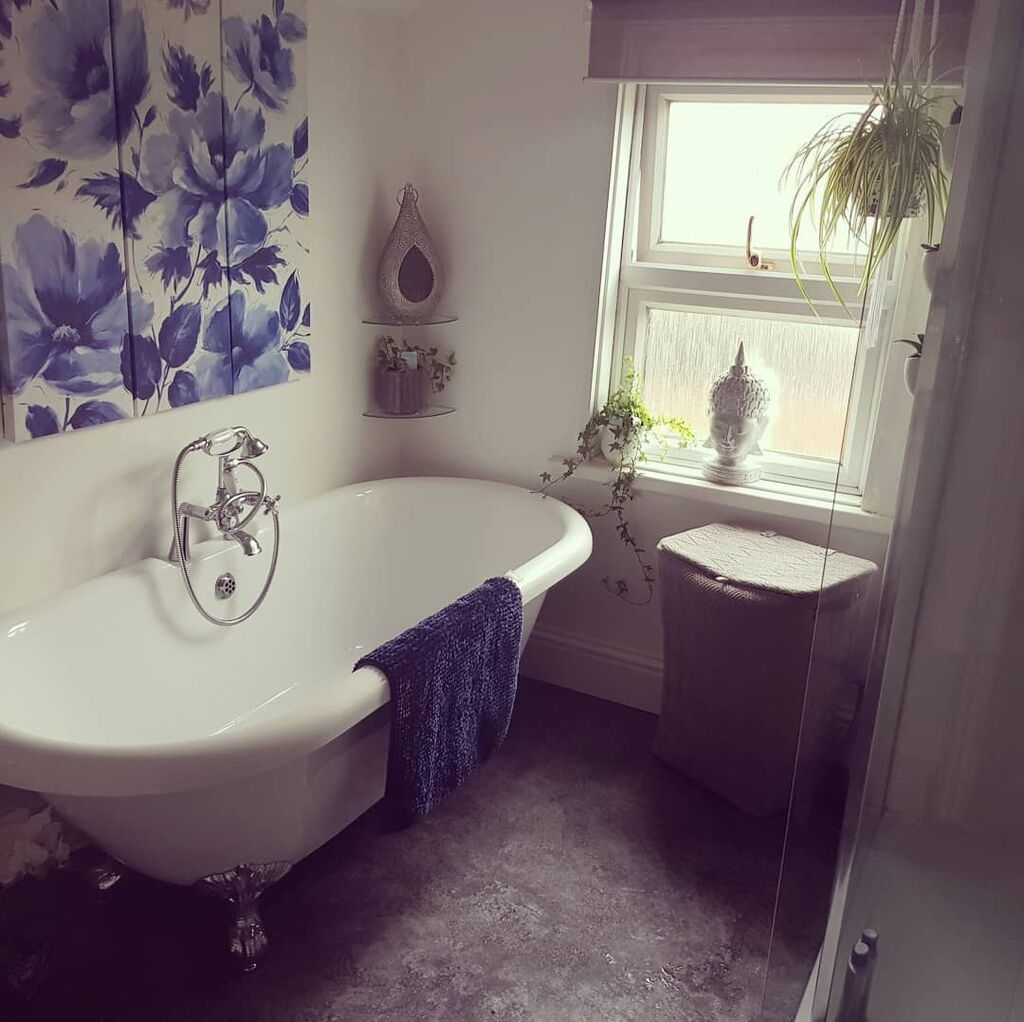 Φέρτε την άνοιξη στο μπάνιο σας: Εντυπωσιακές διακοσμητικές ιδέες με φυτά (vid)