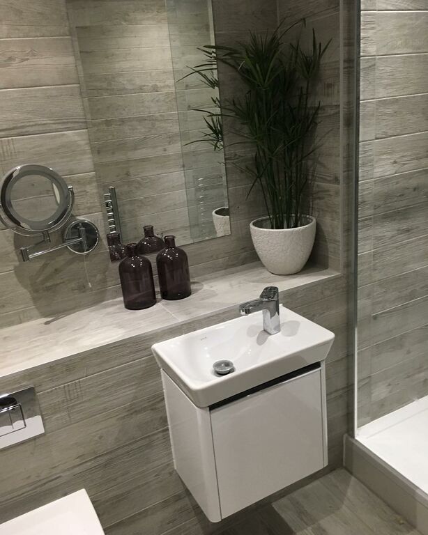 Φέρτε την άνοιξη στο μπάνιο σας: Εντυπωσιακές διακοσμητικές ιδέες με φυτά (vid)