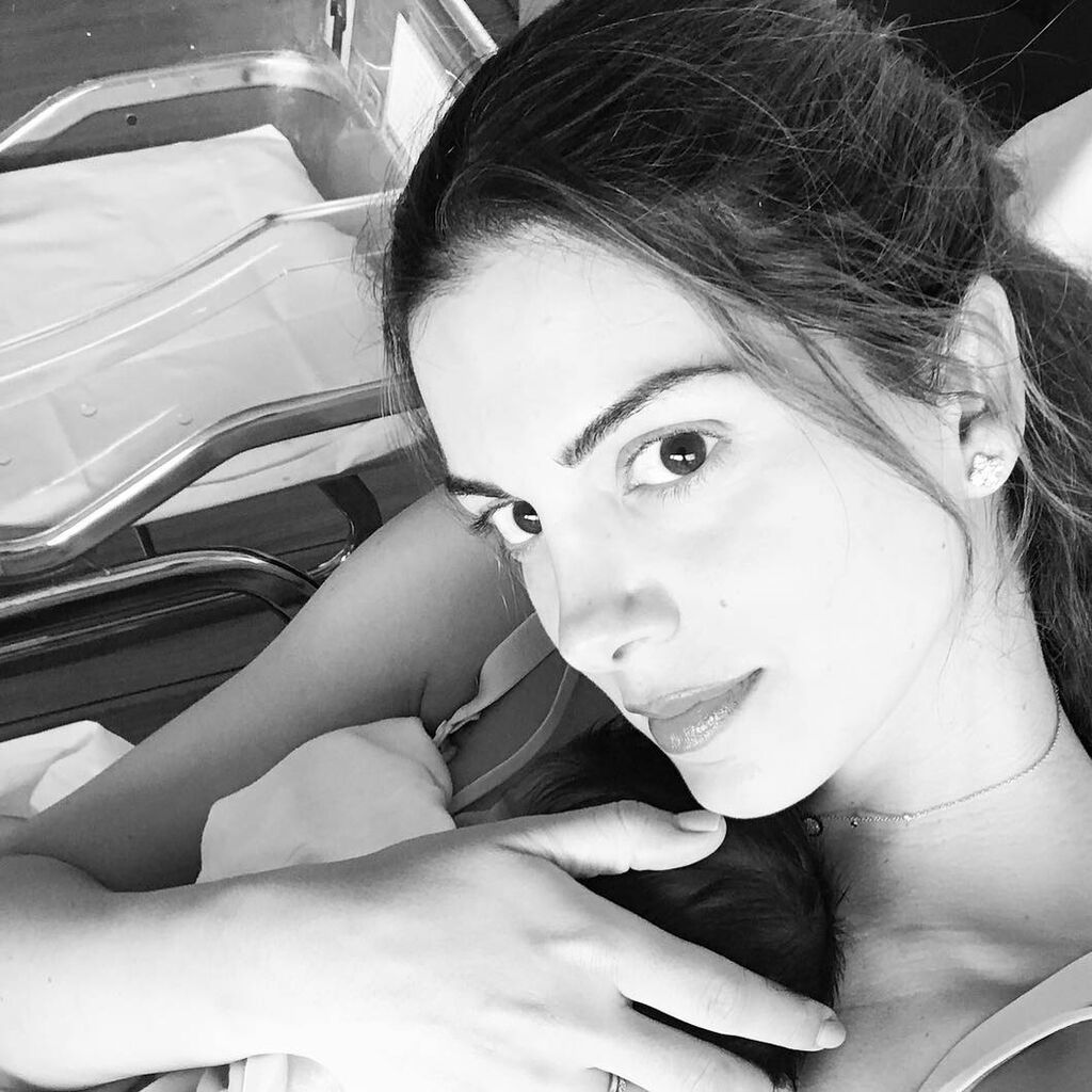 Σ. Τσιμτσιλή: Ο γιος της έχει γενέθλια - Το χρονικό από τη γέννησή του μέχρι σήμερα (pics&vid)