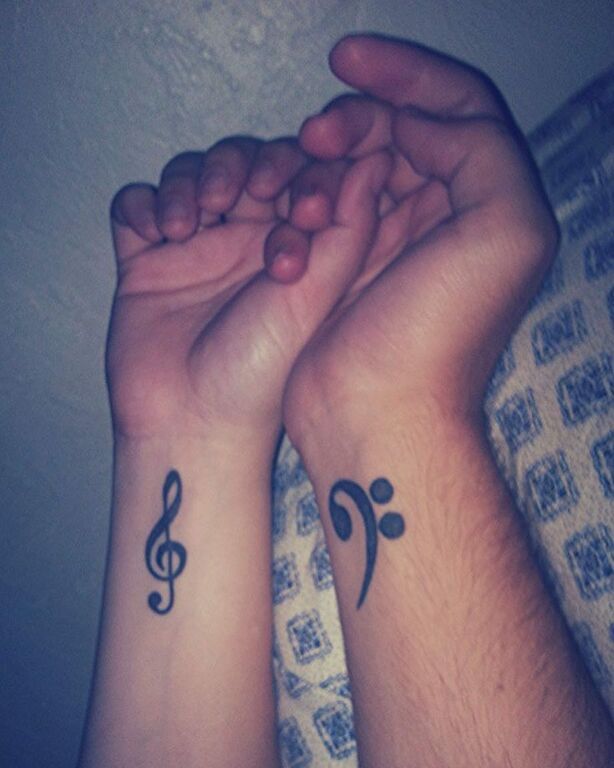 Δεκαπέντε μοναδικά τατουάζ αποκλειστικά για ζευγάρια (pics) 