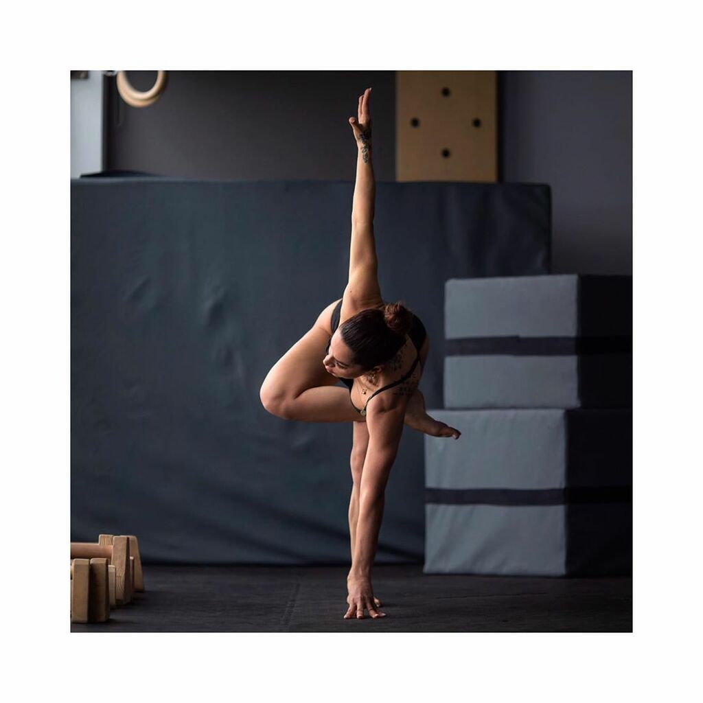 Η γιόγκα είναι το πάθος της 