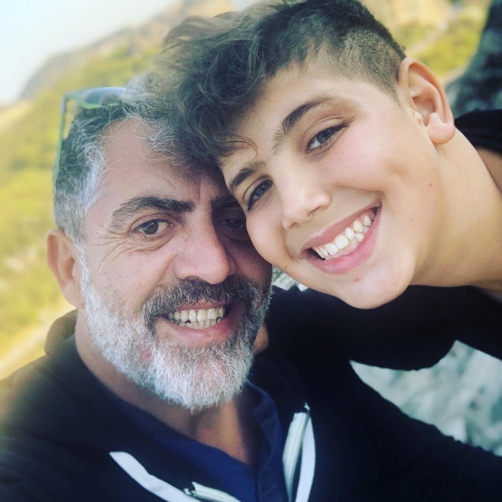 "Σε αγαπώ όπως η γη αγαπάει την βροχή τον ήλιο σε αγαπώ όπως ο ουρανός τα στέρια όπως τα ψάρια την θάλασσα όπως ο ένας πατέρας αγαπάει τον γιο του έτσι σε αγαπώ γιε μου !!"