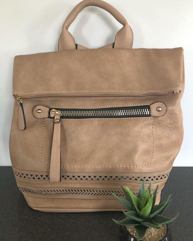 Τσάντες πλάτες: Ιδανικές για κάθε στιγμή της ημέρας (pics) 