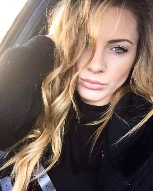 Υρώ Μανέ: Η κόρη της λατρεύει το χορό και είναι μια κούκλα (vid+pics) 