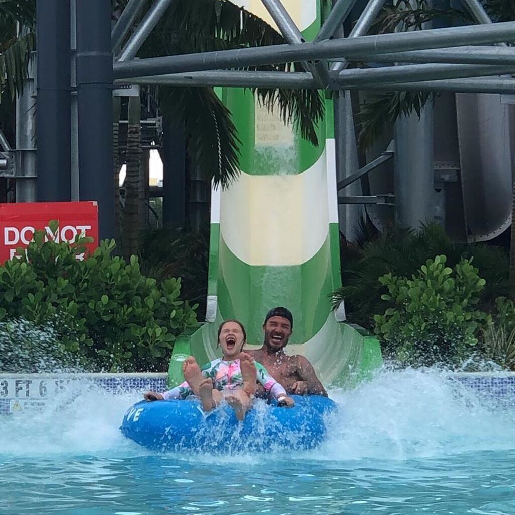 Harper Beckham: Το μαγιό που φόρεσε ξετρέλανε το Instagram (pics) 