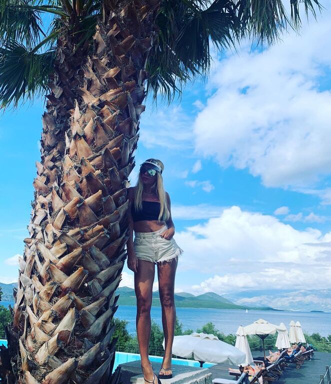 Η Γωγώ Μαστροκώστα σπάνια ανεβάζει φωτογραφίες με την οικογένειά της στο Instagram. 