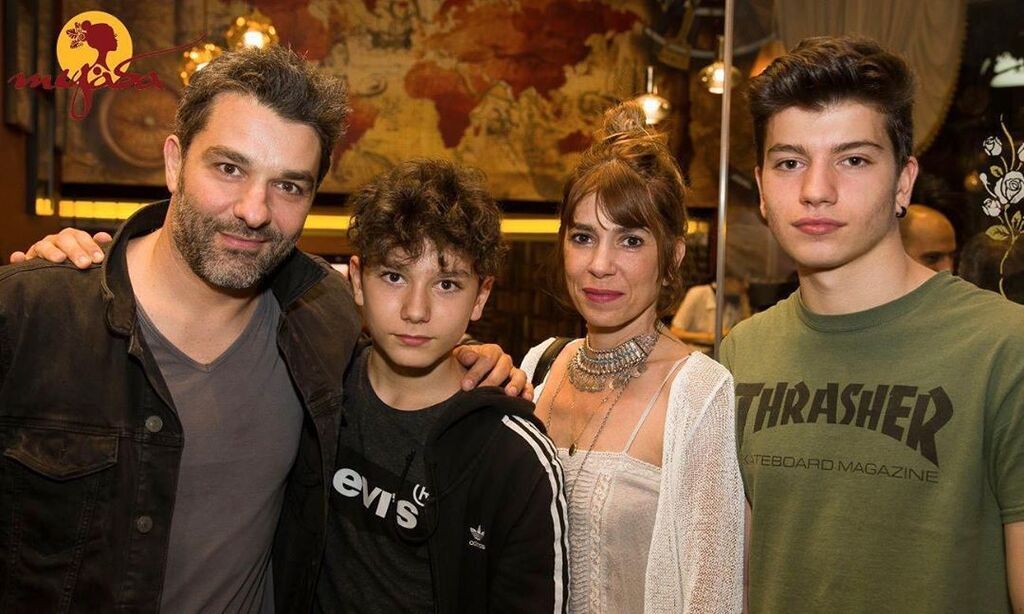 Μυρτώ Αλικάκη - Η Μυρτώ Αλικάκη έχει αποκτήσει δύο γιους με τον ηθοποιό Πέτρο Λαγούτη