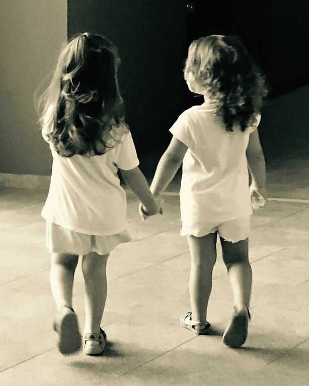 Η Υβόννη Μπόσνιακ απολαμβάνει τις καλοκαιρινές της διακοπές στην Αστυπάλαια, όπως αποκάλυψε και η ίδια μέσα από πρόσφατο Insta story της.