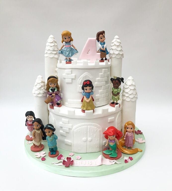 Πριγκίπισσα Galore
Πηγή φωτογραφίας: Instagram @kamscakes