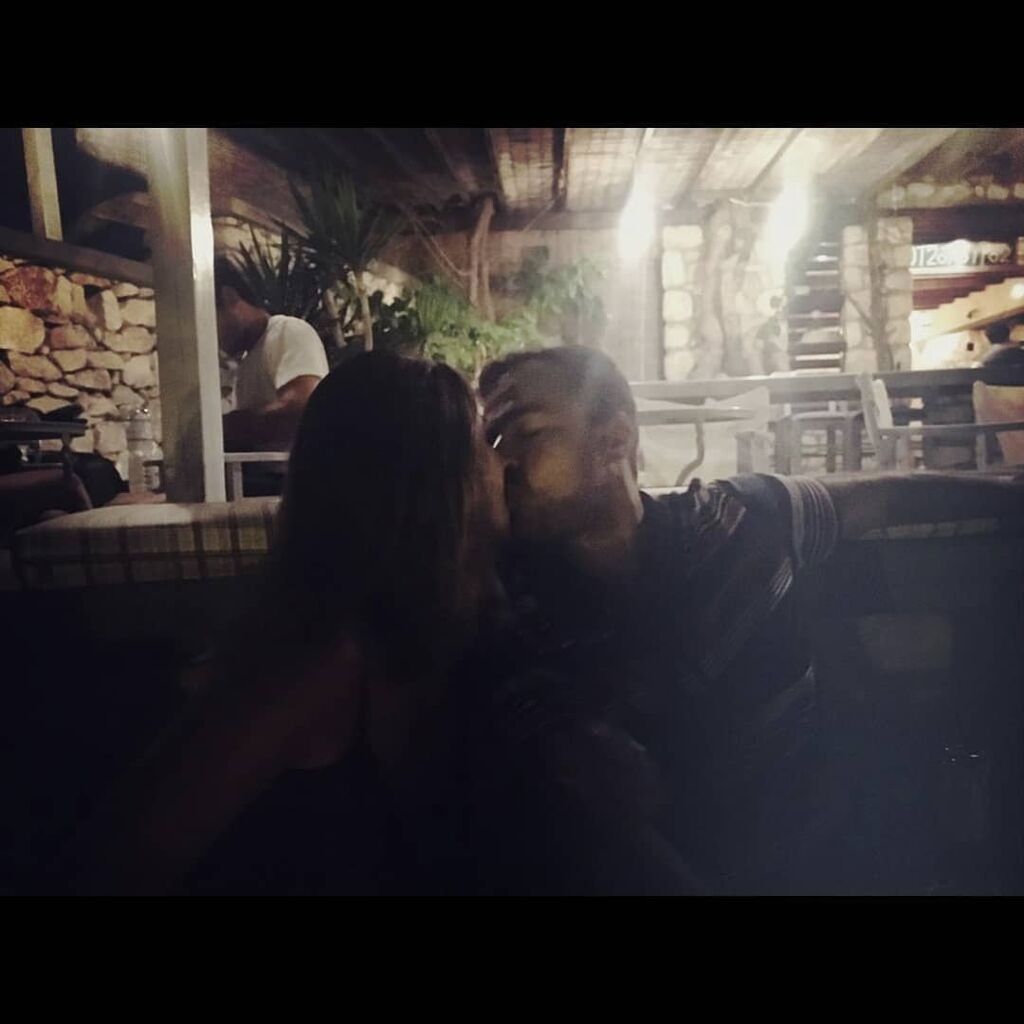 Κ. Παπουτσάκη: 7 χρόνια γάμου, 2 υπέροχα παιδιά - Οι φώτο & το μήνυμα για την επέτειο γάμου της