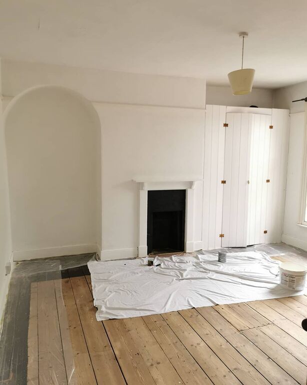 Ανακαίνισε μόνη της το υπνοδωμάτιο σε πέντε μέρες και το αποτέλεσμα ενθουσίασε το διαδίκτυο (pics) 