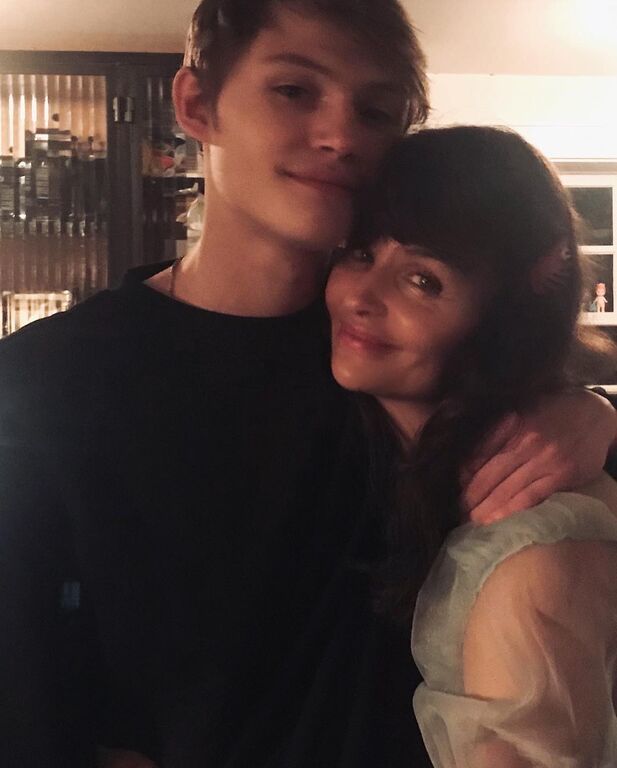 Helena Christensen: Θα πάθετε πλάκα πόσο με το πόσο της μοιάζει ο γιος της (pics) 