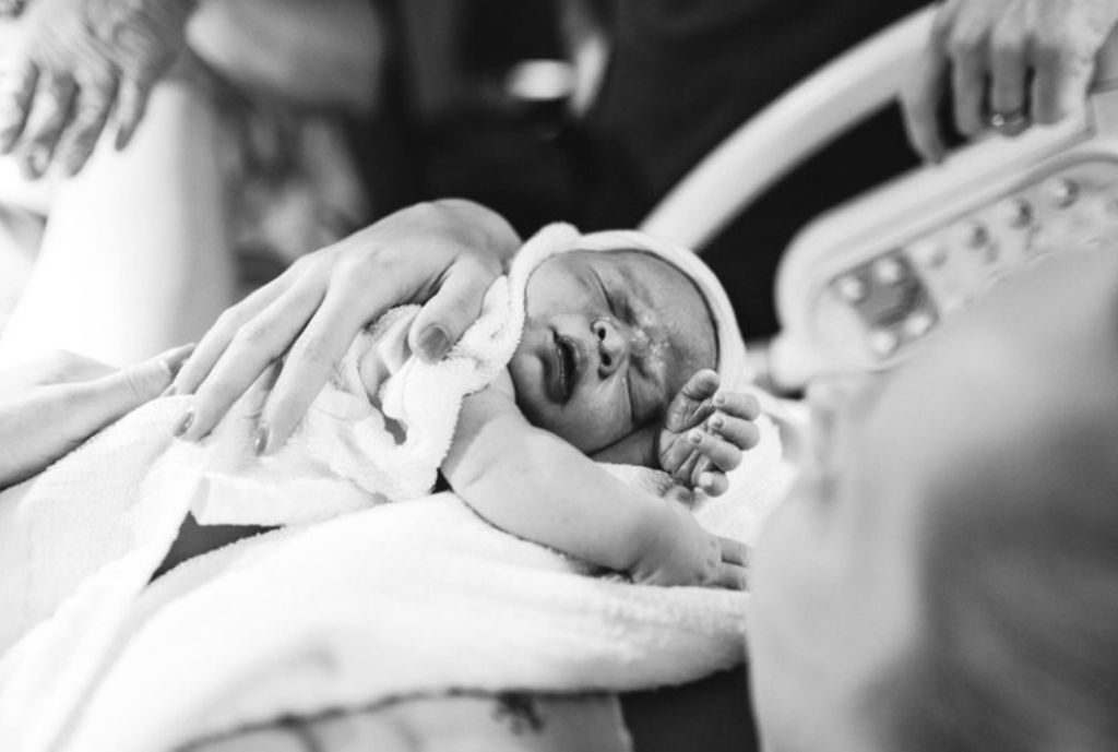 Το θαύμα της ζωής μέσα από υπέροχες φωτογραφίες που θα σας αγγίξουν (pics)