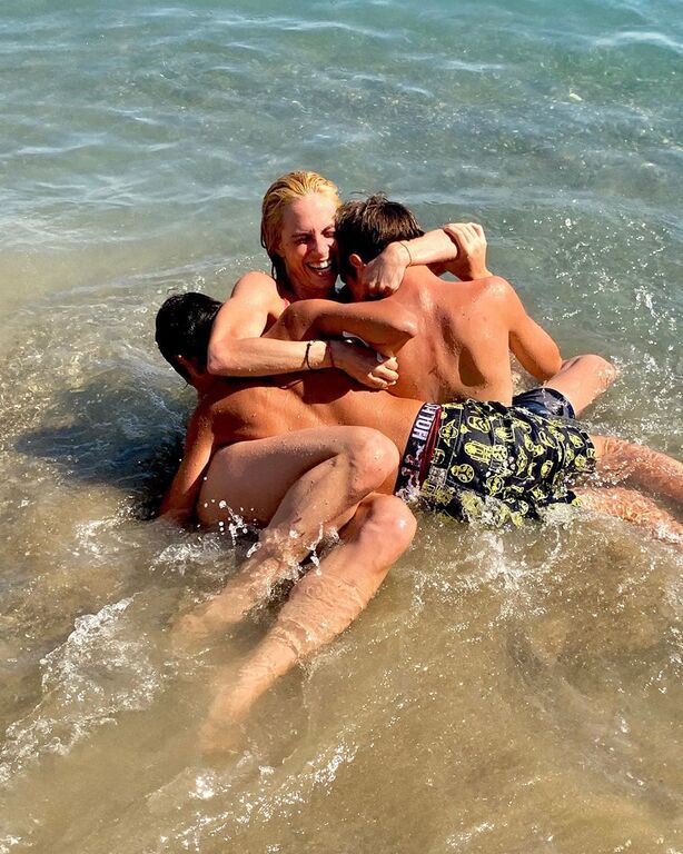 Η ηθοποιός πέρασε ένα όμορφο καλοκαίρι μαζί με τα παιδιά της