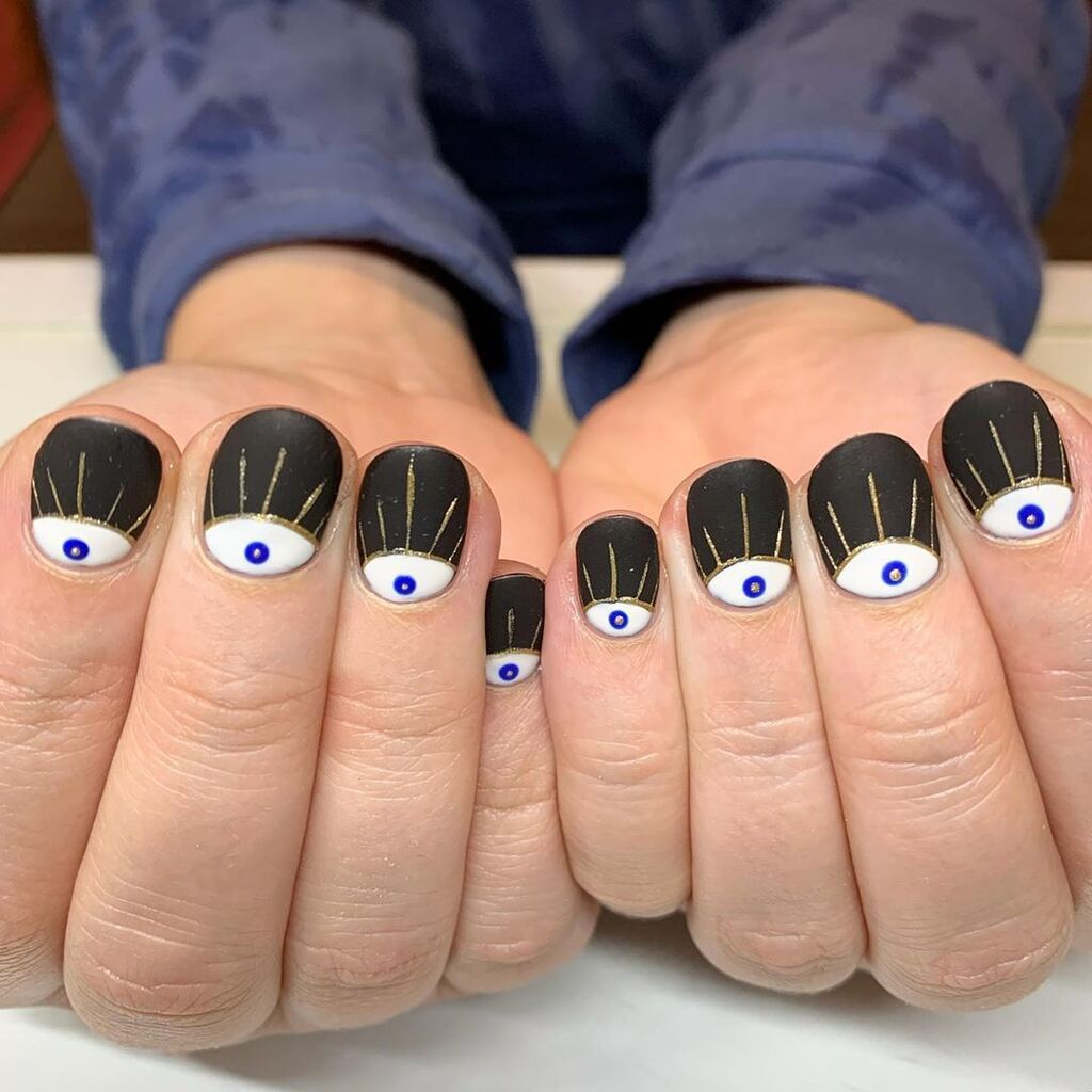 Τα μανικιούρ της εβδομάδας: Ιδέες για το πώς θα βάψεις τα νύχια σου 