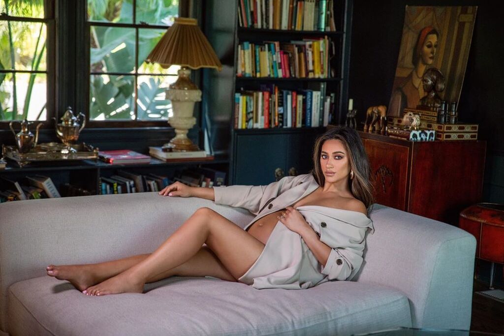 Γνωστή ηθοποιός γέννησε το πρώτο της παιδί μετά από 33 ώρες τοκετού (pics+vid) 