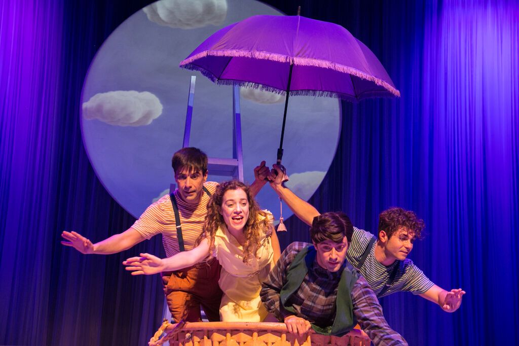 «Η μωβ ομπρέλα» της Άλκης Ζέη στο Θέατρο ΑΝΕΣΙΣ