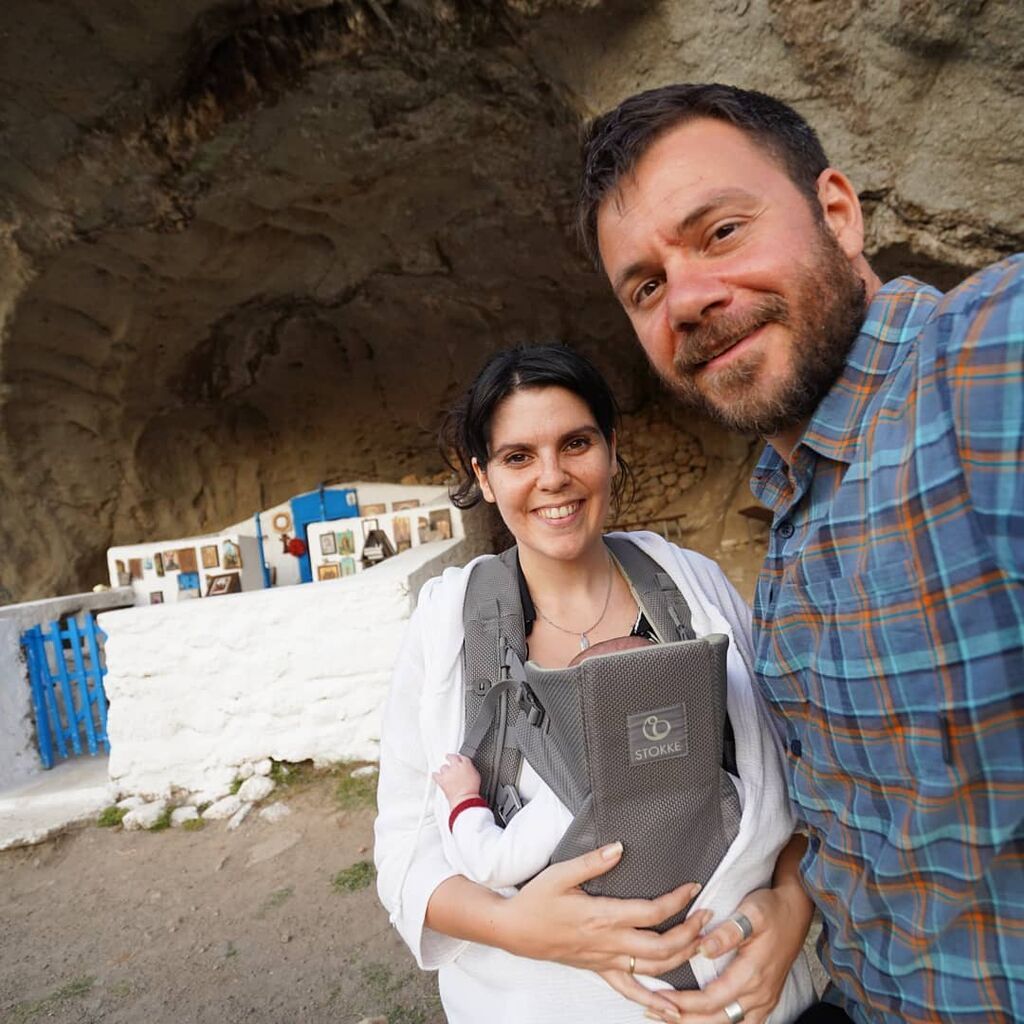 Ο παρουσιαστής και η σύζυγός του έχουν μυήσει την κορούλα τους από πολύ μικρή στα ταξίδια, όπως φαίνεται και από το Instagram του.