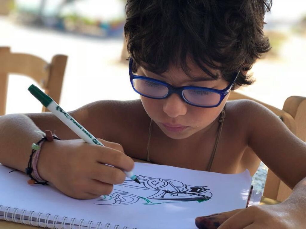 Αλέξανδρος Λογοθέτης: Δείτε τον γιο του για πρώτη φορά (pics)