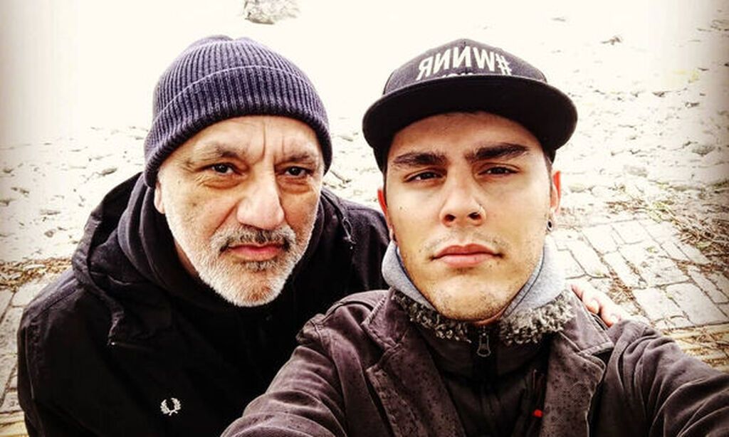 «Αυτό το "σαμιαμίδι" γίνεται 21 χρονών άντρας! » - Το χρόνια πολλά γνωστού τραγουδιστή στον γιο του