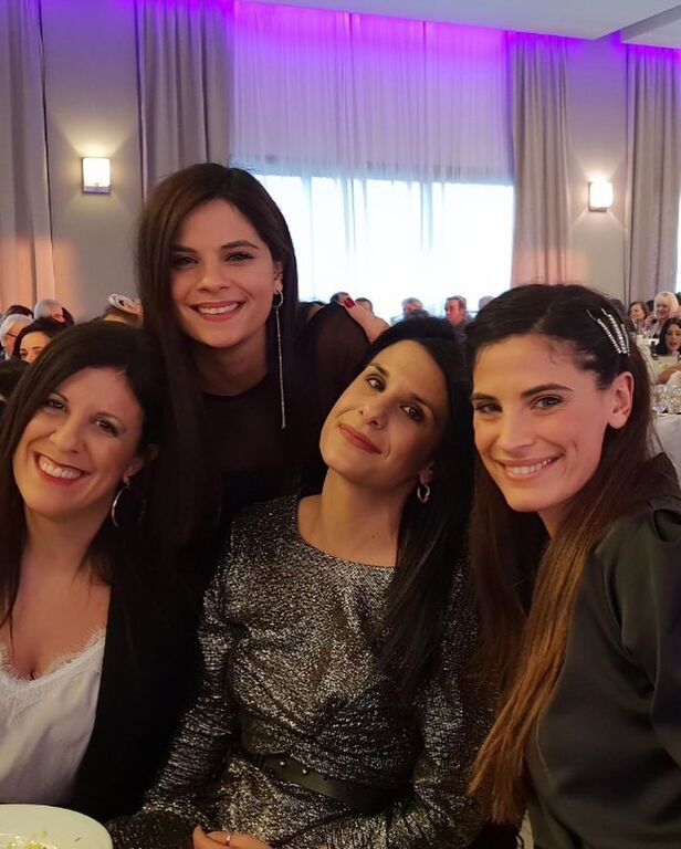 Χριστίνα Μπόμπα: Η αδερφή της είχε γενέθλια και δημοσίευσε τις πιο ωραίες τους φωτογραφίες (pics)