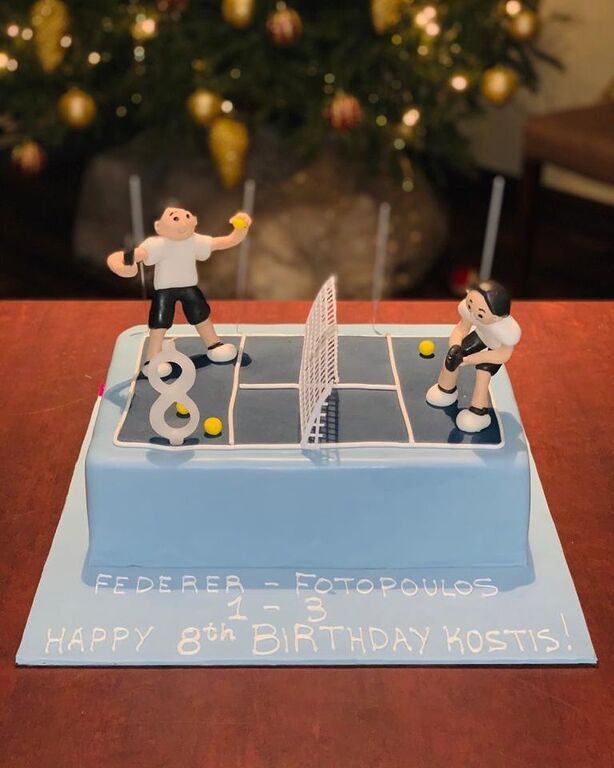 Ράνια Θρασκιά: Ο γιος της έγινε 8 ετών - Δείτε την εντυπωσιακή τούρτα του (pics)