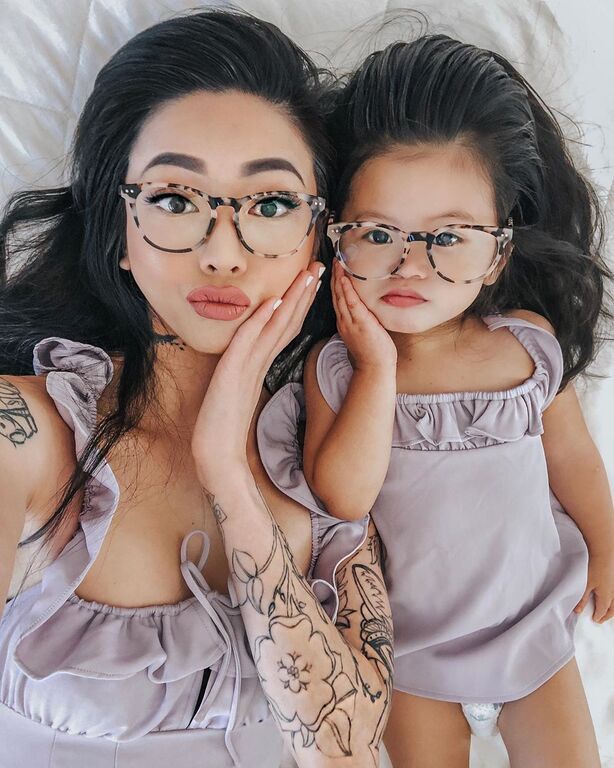 Η πιο γλυκιά μικρή στο Instagram - Οι φώτο που έγιναν viral (pics)