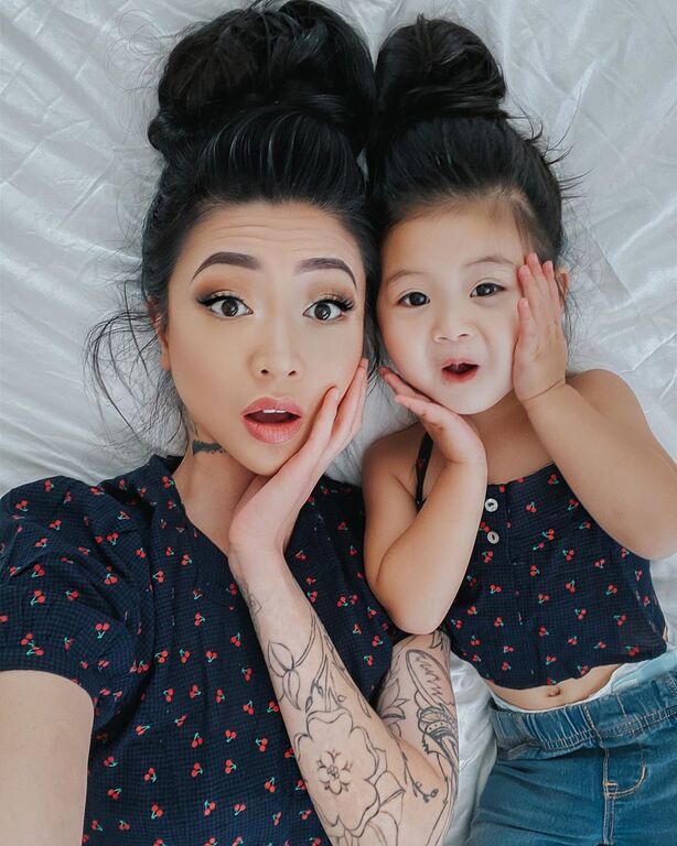 Η πιο γλυκιά μικρή στο Instagram - Οι φώτο που έγιναν viral (pics)