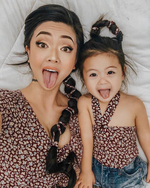 Η πιο γλυκιά μικρή στο Instagram - Οι φώτο που έγιναν viral (pics)