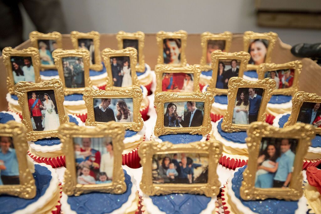 Ο πρίγκιπας William μπέρδεψε παιδική του φώτο με της Charlotte - Δείτε την ξεκαρδιστική στιγμή (vid)