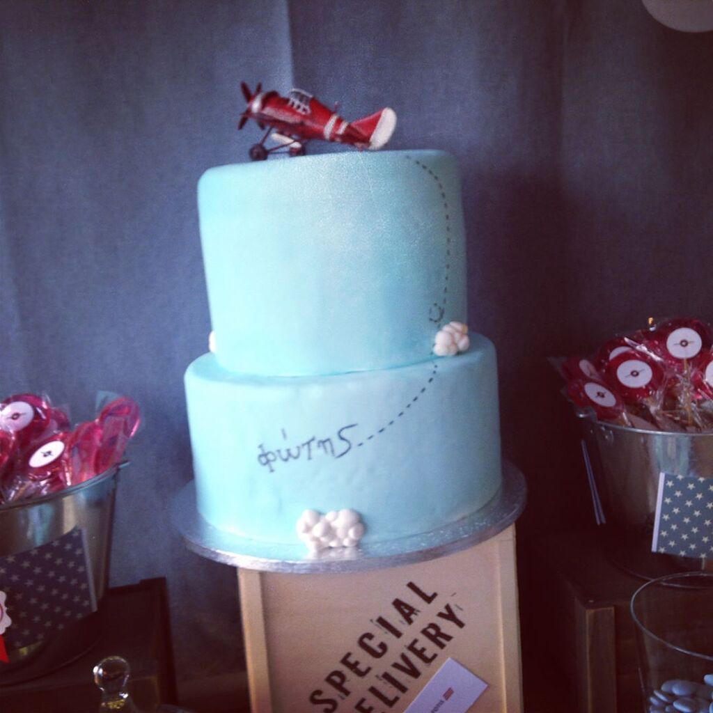 Φαίη Μαυραγάνη: Το εντυπωσιακό παιδικό πάρτι του γιου της με θέμα τα αεροπλάνα - Πάρτε ιδέες (pics)