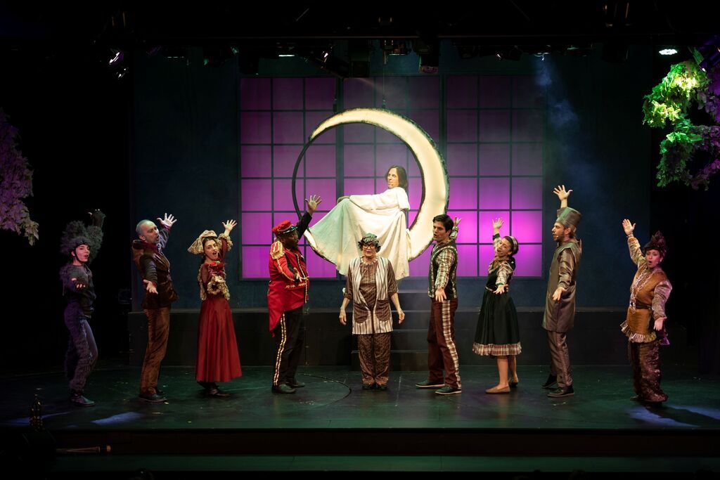 Νέος Ακάδημος: «Ως την άκρη του ονείρου»  της Κέλλυς Σταμουλάκη - Απόκριες και face painting