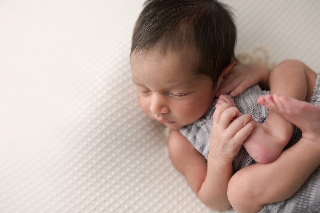 Νεογέννητα ποζάρουν για τον φωτογραφικό φακό και είναι αξιολάτρευτα (pics)