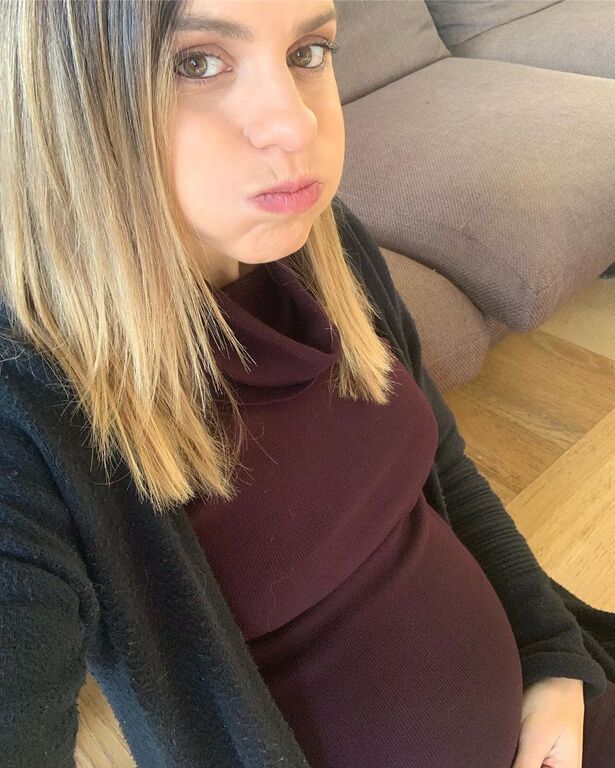 Η ίδια είναι ευτυχισμένη που θα γίνει μανούλα