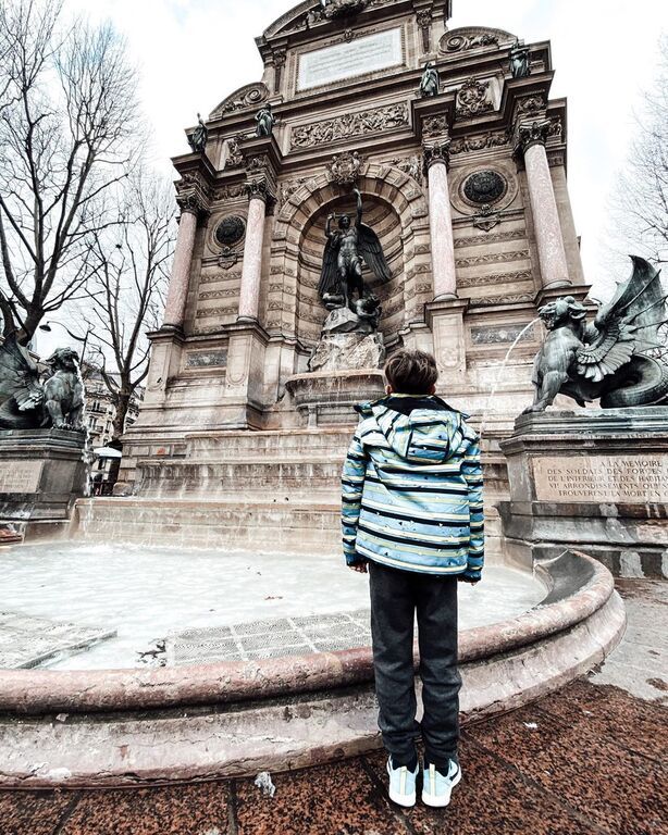 Σίσσυ Χρηστίδου: Οι υπέροχες φωτογραφίες με τους γιους της από το ταξίδι στη Γαλλία (pics)